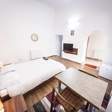 Central Studio Apartman
